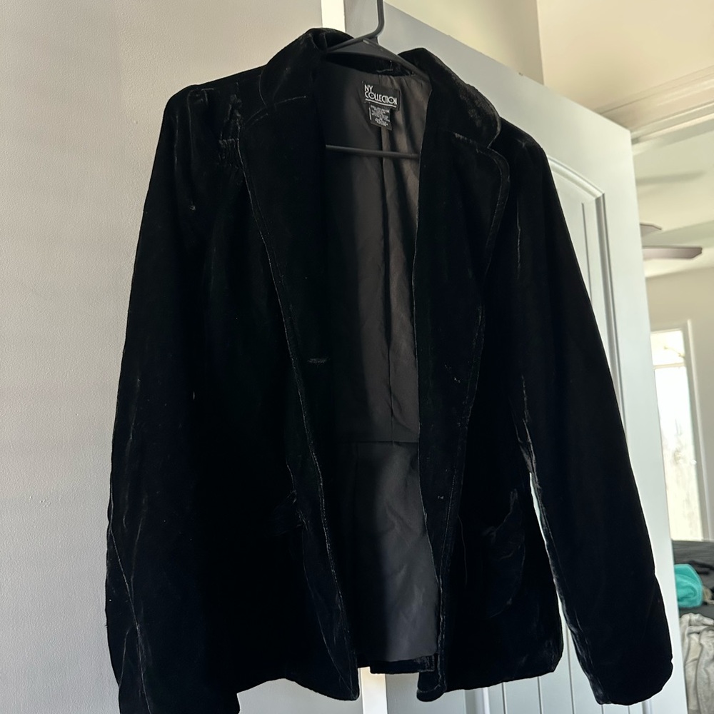 NY Collection Black Velvet Blazer